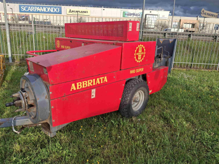 Pressa raccoglitrice ABBRIATA mod. M60 Super