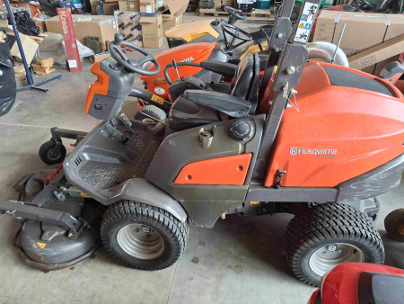 Trattorino rasaerba HUSQVARNA P525D