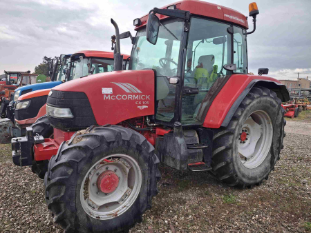 Trattore MC CORMICK/CASE mod. CX105