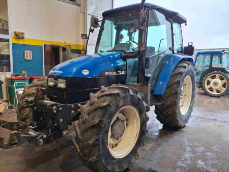 Trattore NEW HOLLAND mod. TL 80